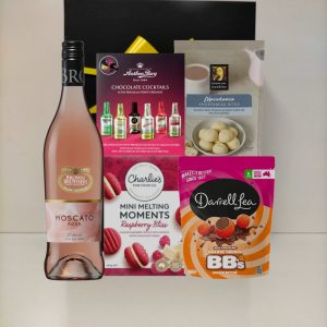 Moscato Rose chocolate gift pack